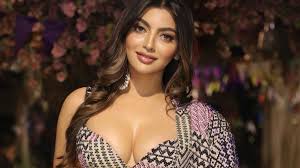 Bigg Boss Ott 2 Fame Akanksha Puri Freezes Her Eggs: 'Had Complications,  Was Difficult For Me Unlike Others'