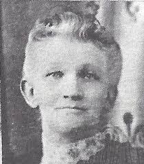 Lorena Pierson's Instagram, Twitter & Facebook