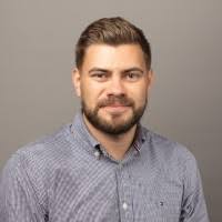 400+ “Ryan Berger” profil