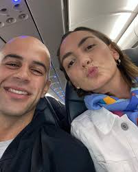 When I look through my photos it's mostly pics of my girlfriend and my cat  😍😻🤪 Here's to all the good times and many more @nanibreathe