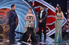 Toofani Seniors Sidharth Shukla Gauahar Khan And Hina Khan Will Lay The Groundwork For The New Contestants Filled With Challenges Bollywood Bubble See more of hina khan bigg boss 11 contestants on facebook.