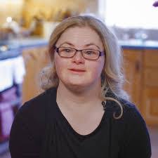 Geraldine Sadler's Instagram, Twitter & Facebook