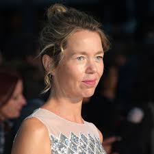 BREAKING: Motherland's Anna Maxwell Martin spotted kissing new love