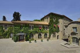 Au Coeur De La Cite Medievale L Hotel De La Cite Fait Partie De L Ame De La Ville Fortifiee Veritable Institution Cet Hotel A Vu S Hotel La Cite Carcassonne