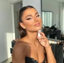 Daniela Echeverria (danielaecheverriagarcia)