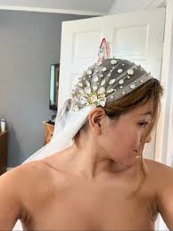 How to Attach A Veil