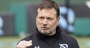 Bob Stoops reacts to potential college football return