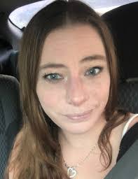 Linda Eigner's Instagram, Twitter & Facebook