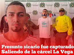 Daniel Natera Natera, alias el Veneco, presunto sicario al servicio del  Clan del Golfo fue capturado el pasado jueves cuando salía de la cárcel La  Vega, en Sincelejo, donde de encontraba recluido