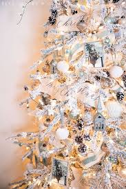 The merchandise mix is oriented towards seasonal offerings. Free Printable Merry Christmas Tree Banner Ella Claire Co