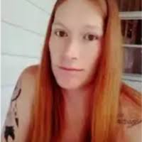 Elizabeth Palmatier's Instagram, Twitter & Facebook