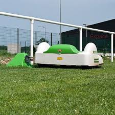 Honda hre370, rasenmäher, elektrorasenmäher, kleinrasenmäher. Die Sportplatz Roboter Etmower Von Etesiadeterding Gmbh Garbsen Nienburg Pennigsehl