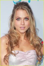 Anne Winters Responds To Worries & Haters About Her Thin Figure: Photo  1231685