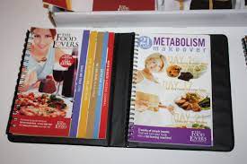 Food Lovers Fat Loss System Kit Binder Fat Loss Secrets Audio Series 3 Dvds 6 Audio Cds Recipes And 4 Ring Bound Books Robert Ferguson Amazon Com Books