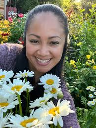 Shasta Daisies in Susan's Garden, Redmond, WA