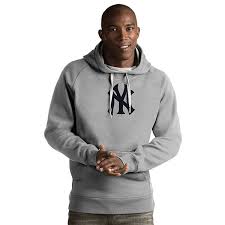 Cheer on new york yankees to knock it out the park with official mlb merchandise. Men S Antigua New York Yankees Victory Hoodie