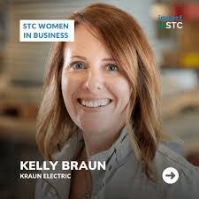 Kelly Braun's Instagram, Twitter & Facebook