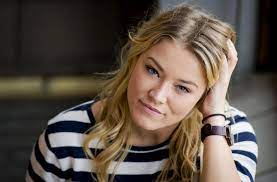 Presentatoren bartel van riet (37) en geraldine kemper (30) gaan ook de strijd aan. Who Is Geraldine Kemper Dating Geraldine Kemper Boyfriend Husband
