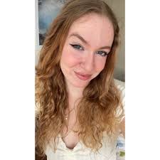 How to apply cream bronzer effectively?