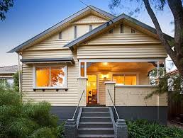 Black And White House Exterior Australia Cream White And Grey Exterior Colour Scheme Brick Exterior House Facade House House Exterior Color Schemes