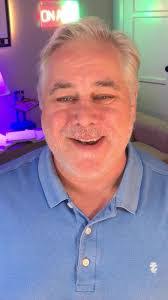 Jeffrey Petro's Instagram, Twitter & Facebook