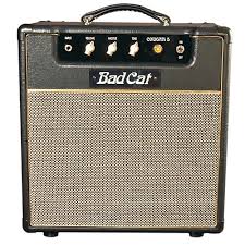 Utilizing classic point to point wiring and the best components available their amps are second to none. Bad Cat Cougar 5 5w Class A Tube Guitar Combo Amp Musician S Friend