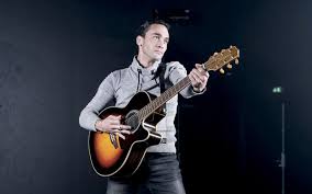 Réservez vos places de concert pour : Jean Baptiste Guegan Est La Voix De Johnny Le Parisien