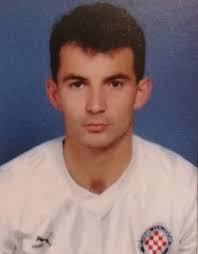 SRITAN ROĐENDAN DENIS PUTNIK 18 LISTOPADA 1968 ZA HAJDUK JE ODIGRAO 19  UTAKMICA I POSTIGAO 1 ZGODITAK