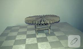 Zımpara yapılır ve kabuklar temizlenir. Ahsap Mandallardan Minyatur Masa Yapimi 10marifet Org