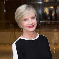 Brady Bunch Mom Florence Henderson Dead at 82