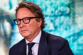 Phillip Falcone's Instagram, Twitter & Facebook