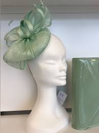 A small peek of the new head pieces in store ✨💕