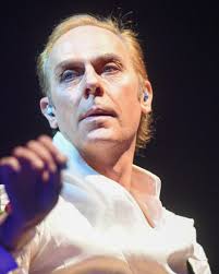 A Place To Bury Strangers en Caradura