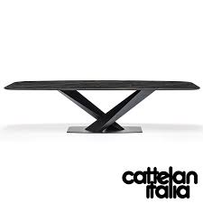 Rectangular metal outdoor dining table brings sophistication to your backyard. Stratos Keramik Table By Cattelan Italia Cattelan Arredamenti Keramik Table Dining Table Legs Dining Room Chairs Modern