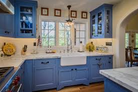 How can you not love navy blue when the deep shade beckons visions of calm ocean waters, freshly picked berries, and the night sky? 75 Beautiful Farmhouse Kitchen With Blue Cabinets Pictures Ideas May 2021 Houzz