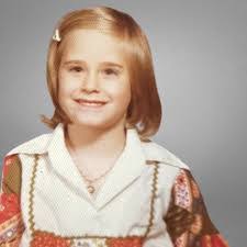 Clarissa Mobley's Instagram, Twitter & Facebook