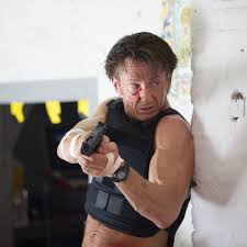 With sean penn, robert duvall, maria conchita alonso, randy brooks. Sean Penn Uber The Gunman Ich Kampfe Viel Der Spiegel
