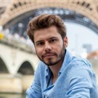 200+ profils pour “Rivas”