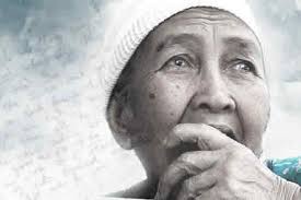 Anak abang tiri atau ibu tiri yang umurnya lebih tua daripada kita. Jasa Ibu Tak Terbalaskan Pondok Pesantren Wisata An Nur Ii Al Murtadlo