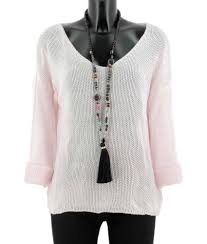 Un pull charmant où jeu d'ajourés et composition strassée mettent en valeur la féminité, on craque ! Lonalopa Pull Rose Femme D Ete Maille Ajouree Style Boheme Chic Zafa