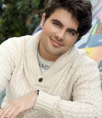 Aura Cristina Geithner adicionou...