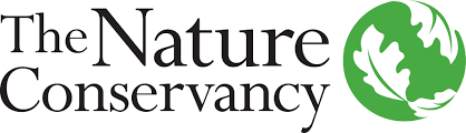 In het logo van de watergroep staat boven twee blauwe golven een groen vlak, symbool voor duurzaamheid en milieuvriendelijkheid. Nature Based Solutions Utility Spotlight De Watergroep International Water Association