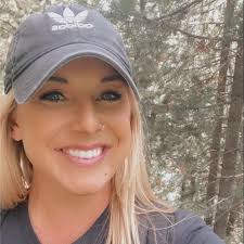 Amanda Mcadoo's Instagram, Twitter & Facebook