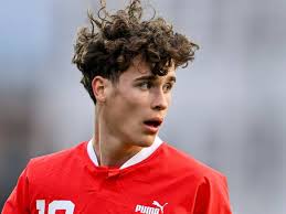 Augsburg holt Abwehrtalent