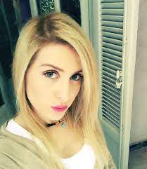 Kenza Morsli Official On Instagram صباحكم عسل Kenzamorsli Hollywood Girl Man United