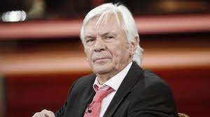 Peter ahrens erinnert sich an die glorreichen tage, als die sendung noch. Moderatoren Der Zdf Sportreportage Zdfmediathek