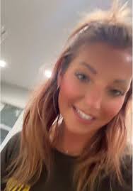 Cinnamon Roll Icing Debate: Help Us Decide!