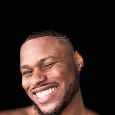 Aurora Lloyd (@LyricalMoonlite)