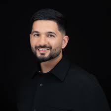 Does freshco downtown offer the 15% off first Tuesday of month deal  anymore?? Just finished there and was told by cashier they don't because  they're a discount store and maybe I was