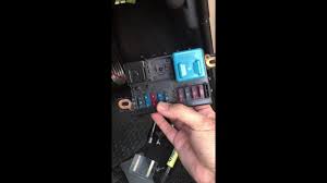Dh alihkan kereta masuk ke garaj skit. Fuse Box Wiring Kancil 850ez Youtube